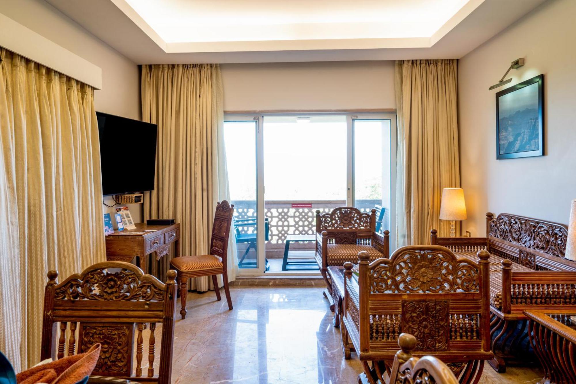 Evershine Resort & Spa Mahābaleshwar Eksteriør bilde